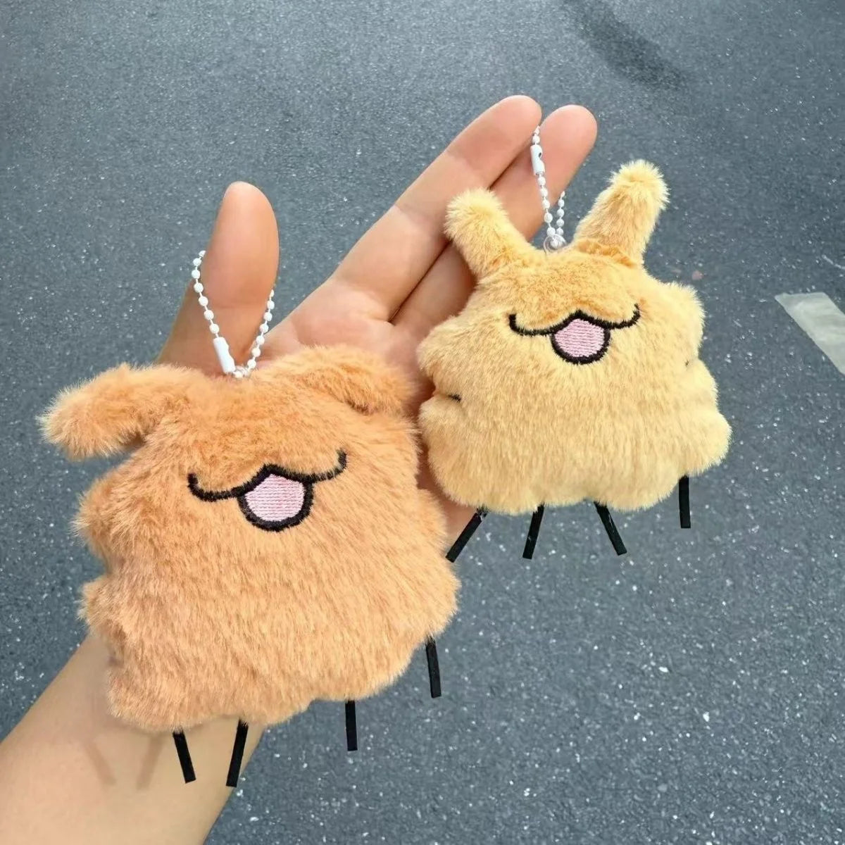 Chaveiro de Pelúcia Pulgas Hollow Knight