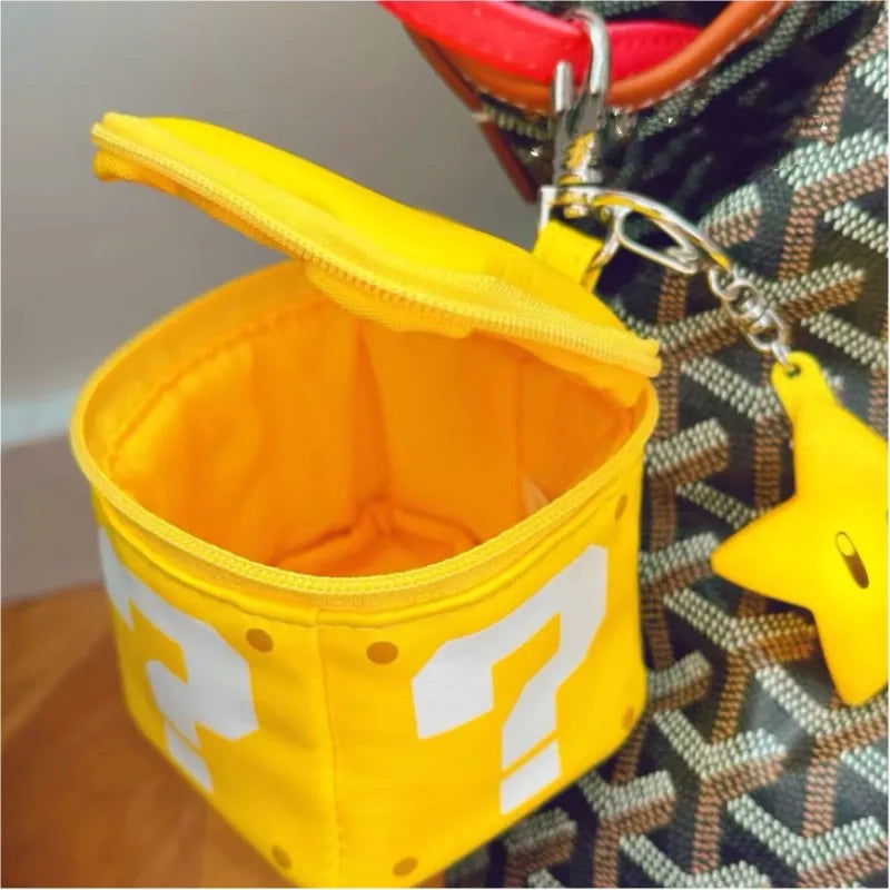 Chaveiro com Compartimento Bloco de Interrogação